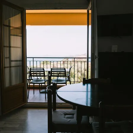 Ξενοδοχείο με διαμερίσματα Creste E Mare Αζάτσιο