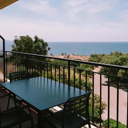 Ξενοδοχείο με διαμερίσματα Creste E Mare