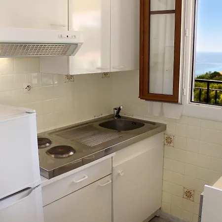 Aparthotel Creste E Mare 3*